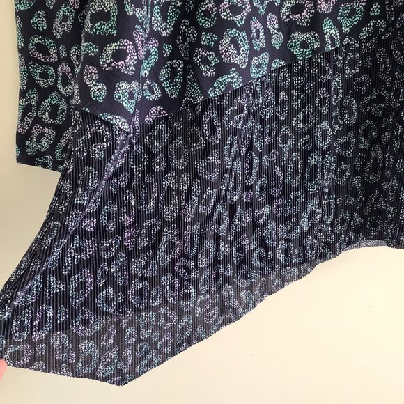 Blue Animal Print Asymmetric Tunic Top LP Petite QVC LS Office Casual Travel - Picture 3 of 13